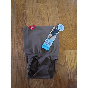 Assets by Spanx Womens Shaping High Waist Panty‎ Brown S Breathable